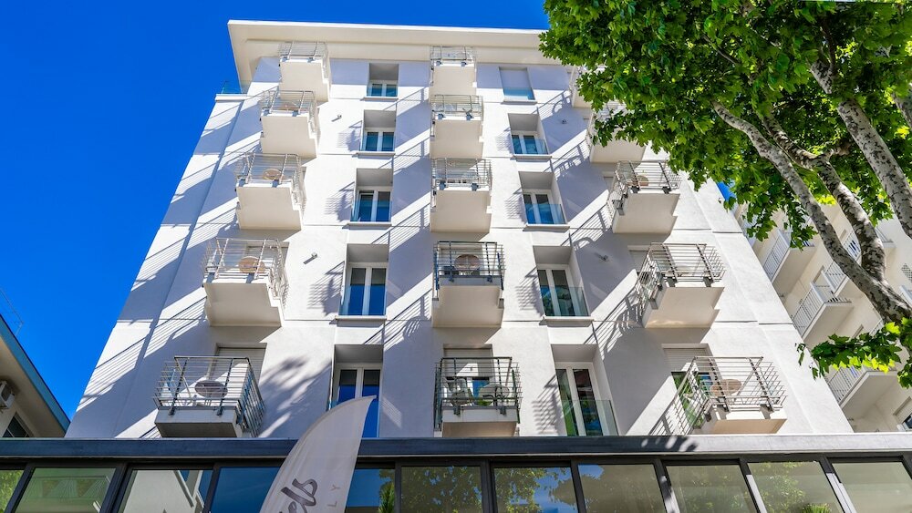Фото Hotel Eiffel