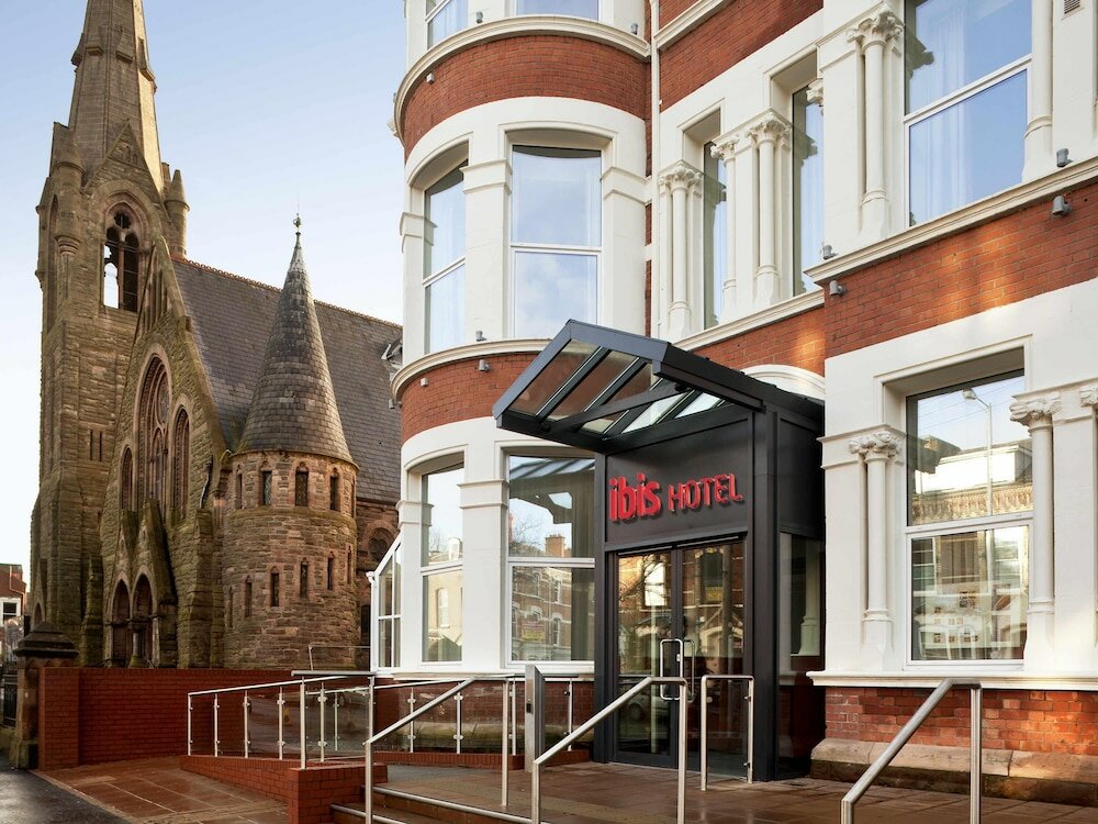 Фото Ibis Belfast Queens Quarter