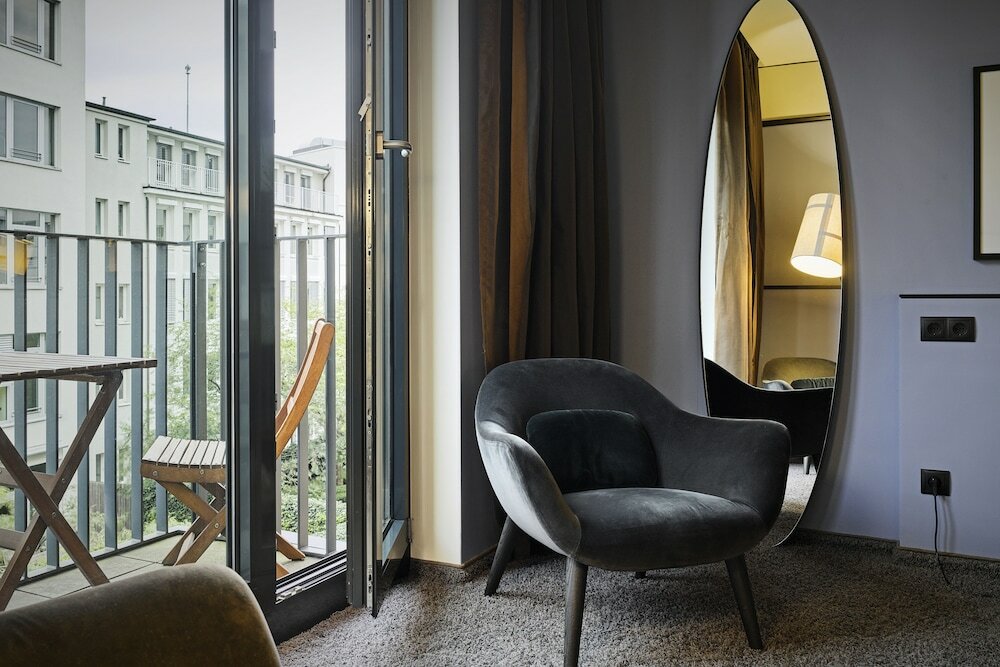 Фото The George Hotel