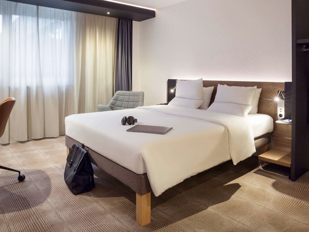 Фото Novotel Lausanne Bussigny