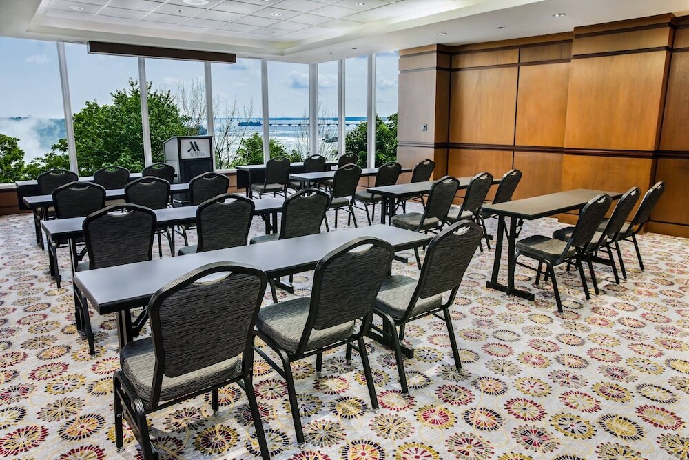 Фото Niagara Falls Marriott Fallsview Hotel & SPA