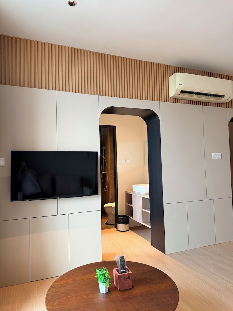 Фото Отель Roxy Hotel and Apartments