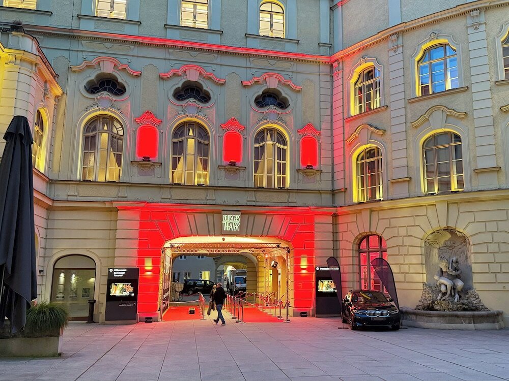 Фото Hotel Deutsches Theater