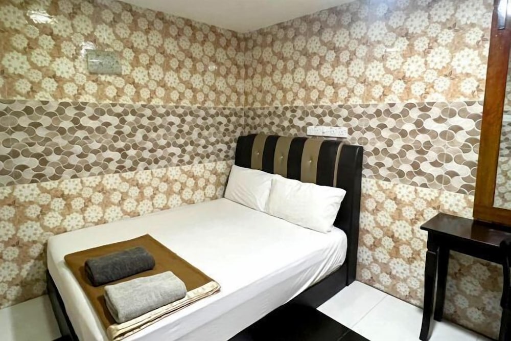 Фото Ark Malawti Hotel