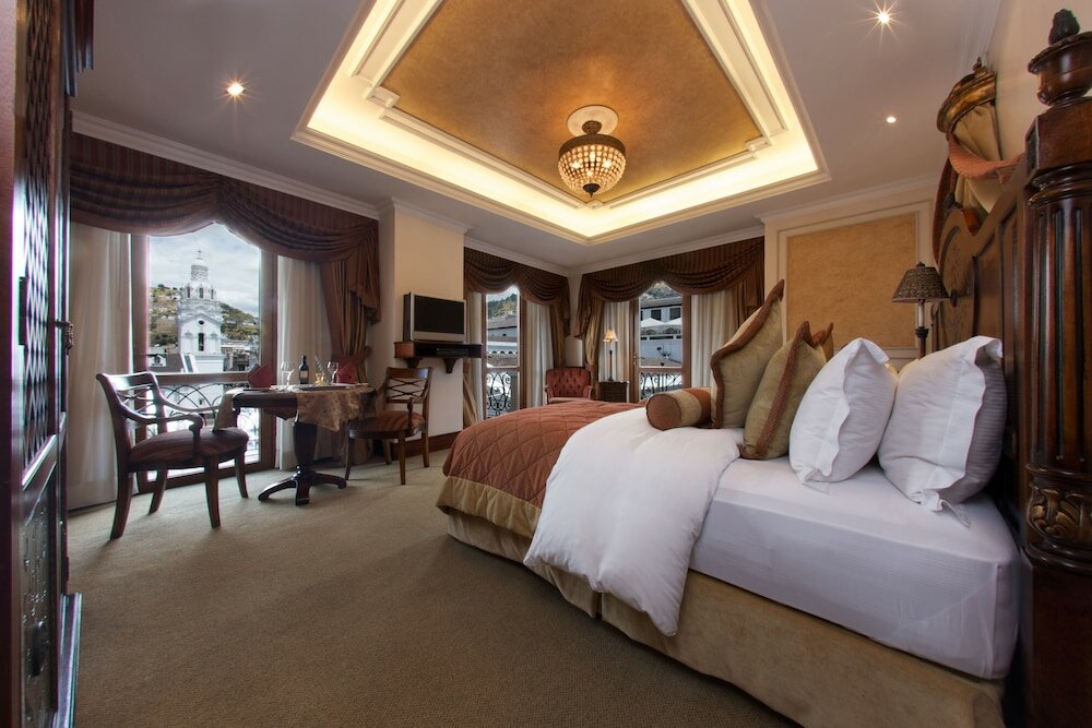 Фото Hotel Plaza Grande