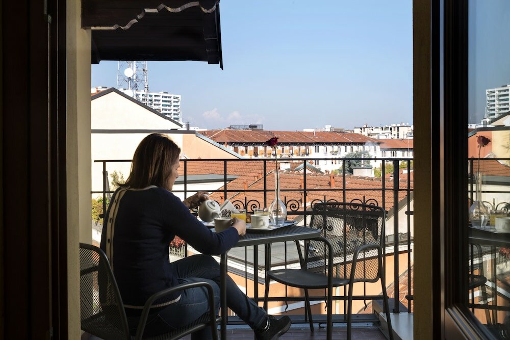 Фото Lancaster Hotel