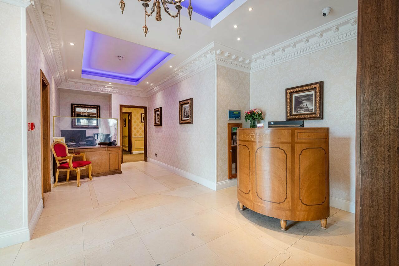 Фото Ashburn Hotel