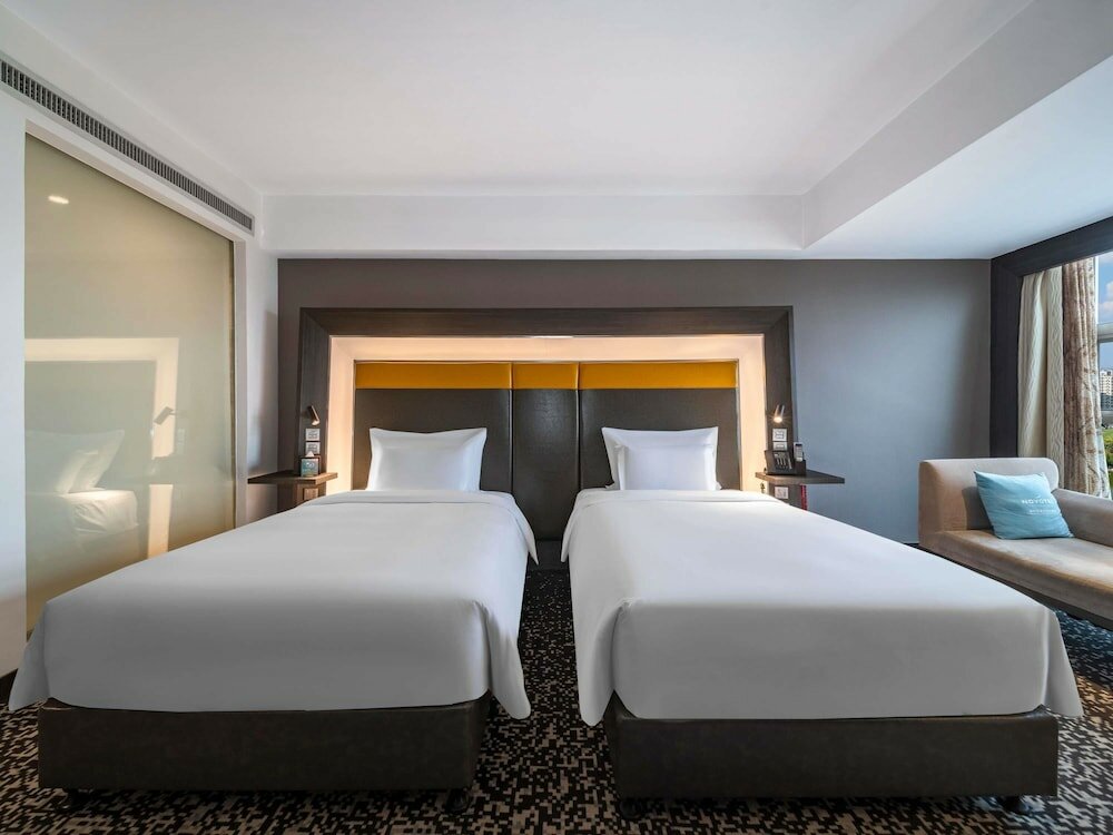 Фото Novotel Zhengzhou Convention Centre