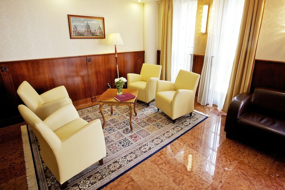 Фото Gold Hotel Budapest