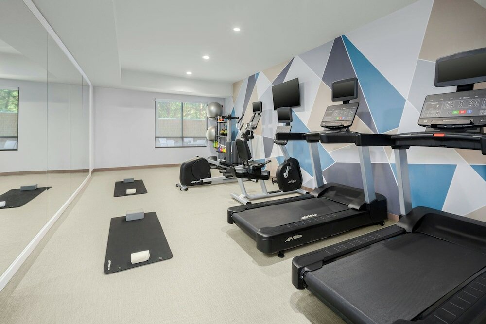 Фото SpringHill Suites by Marriott Herndon Reston