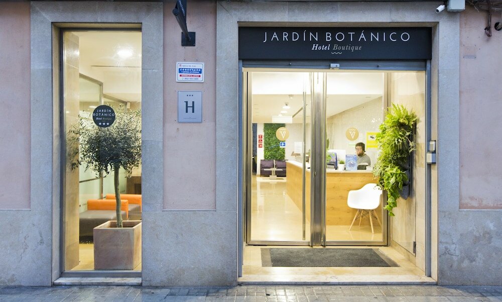 Фото You & Co. J. Botánico Boutique