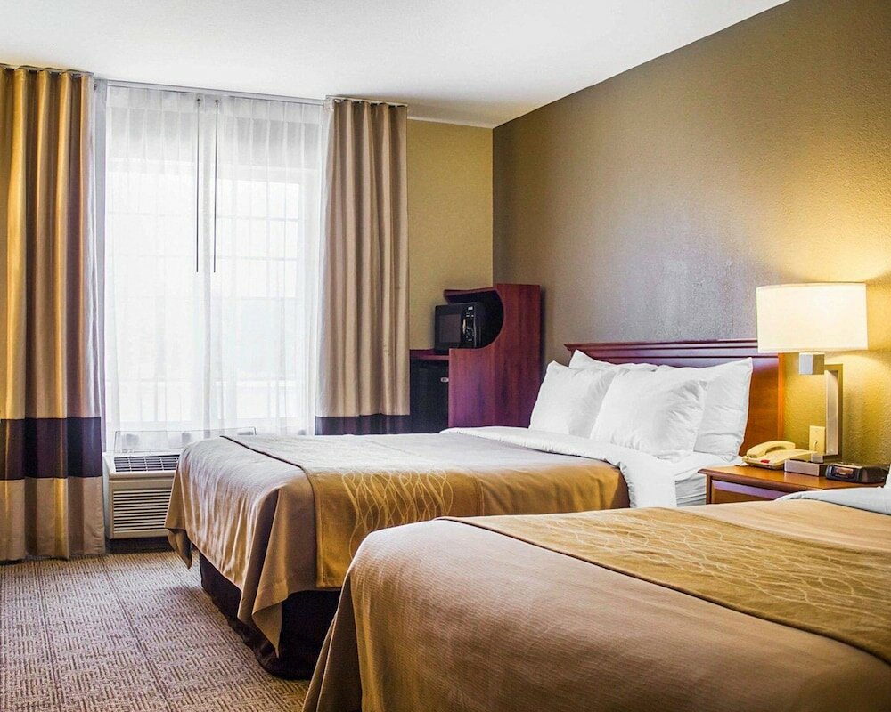 Фото Comfort Inn Guilford near I-95