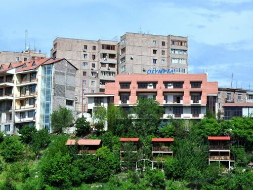 Внешний вид отеля Olympia Garden в Ереване, фото 2
