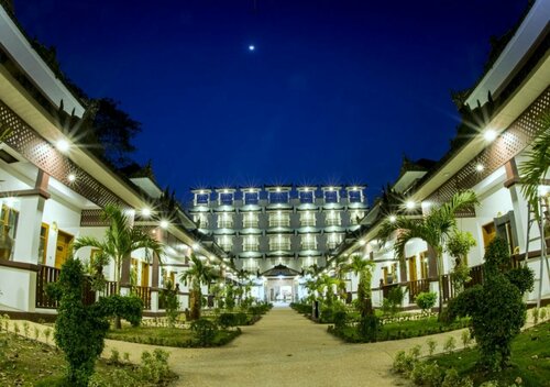 Гостиница Yadanarpon Dynasty Hotel в Мандалае