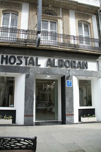 Хостел Alda Alborán Rooms в Ла-Корунье