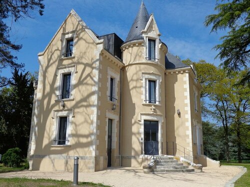 Гостиница Domitys Le Château des Plans в Партене
