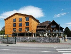 Гостиница Hotel-Gasthof L& xF6; wen