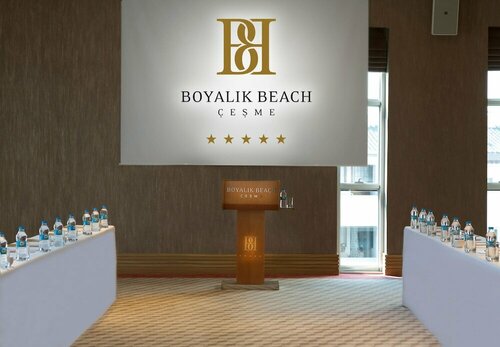 Гостиница Boyalik Beach Hotel & SPA в Чешме