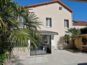 Гостиница Villa Spacieuse Paris