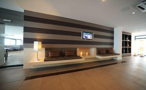 Гостиница Best Western Premier Hotel Beaulac в Нёвшателе