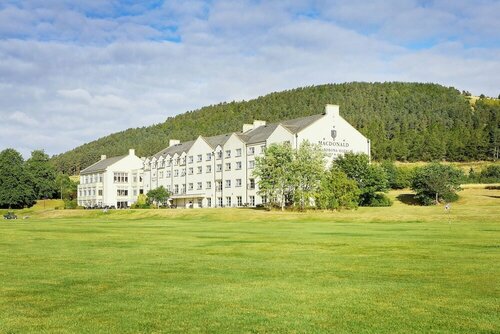 Гостиница Macdonald Cardrona Hotel, Golf & Spa в Пиблсе