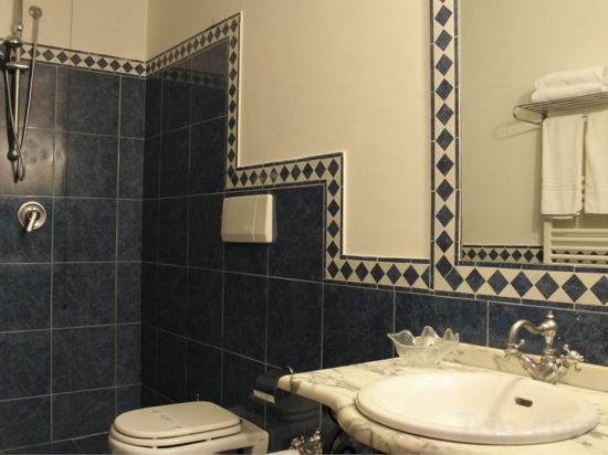 Фото Hotel de La Ville