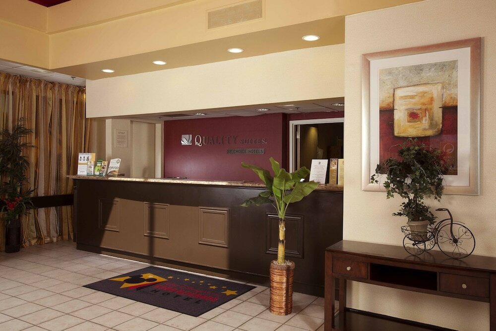 Фото Mi Casa Hotel
