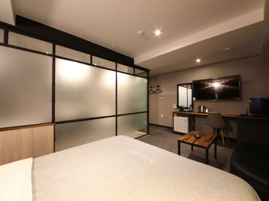 Фото The Last Hotel