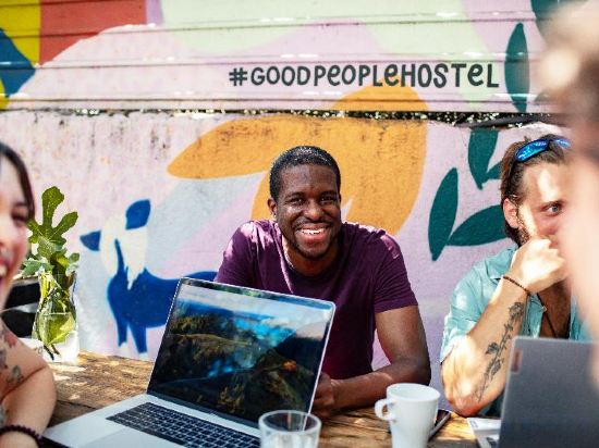 Фото Good People Hostel