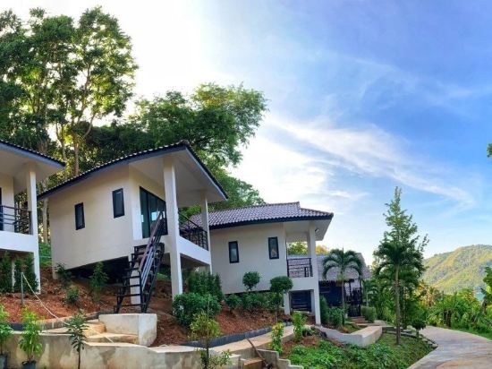 Фото Naiya Beach Bungalow