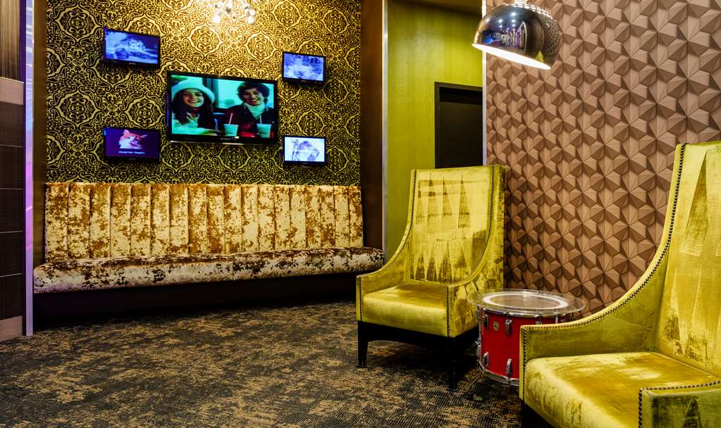 Фото The Verve Hotel Boston Natick, Tapestry Collection by Hilton