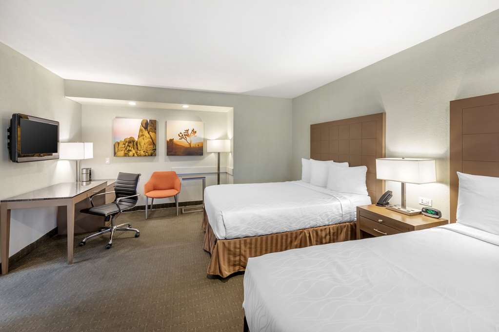 Фото Best Western Inn at Palm Springs