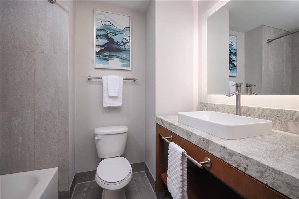 Фото Best Western Premier Hotel at Fisher's Landing