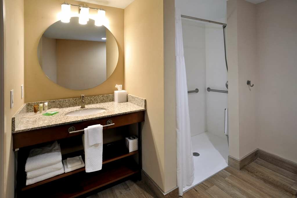 Фото Hotel Dello Ft Lauderdale Airport, Tapestry Collection by Hilton