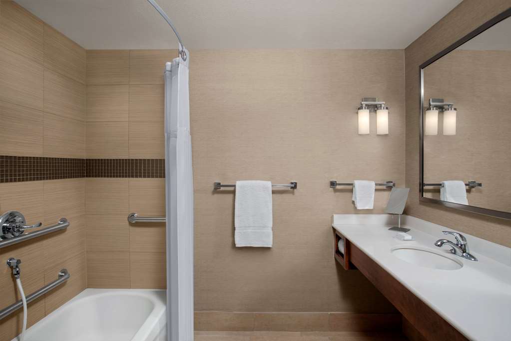 Фото Hilton Garden Inn Lubbock