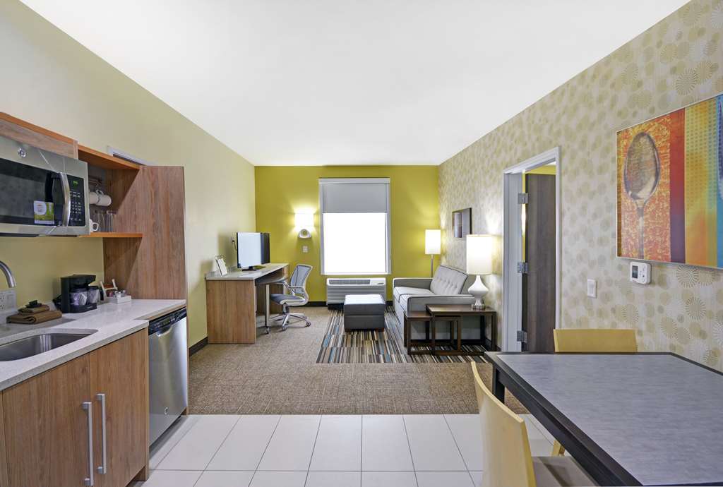 Фото Home2 Suites by Hilton Dallas DeSoto