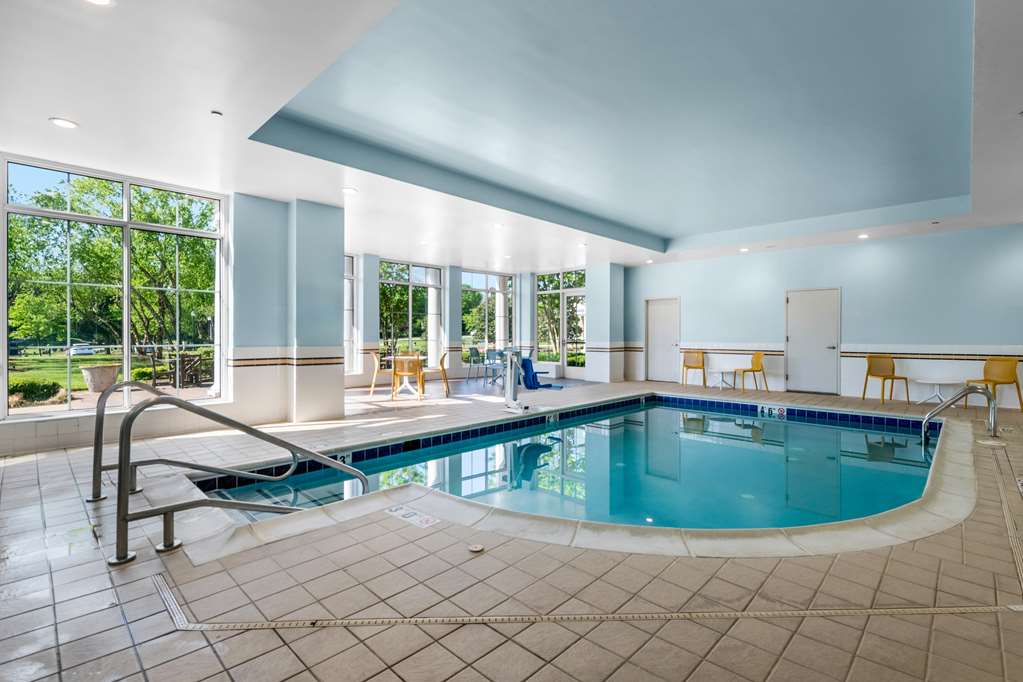 Фото Hilton Garden Inn Suffolk Riverfront