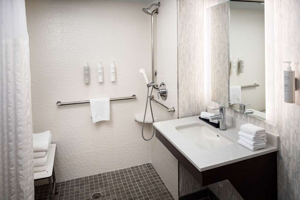 Фото Embassy Suites by Hilton Orlando North
