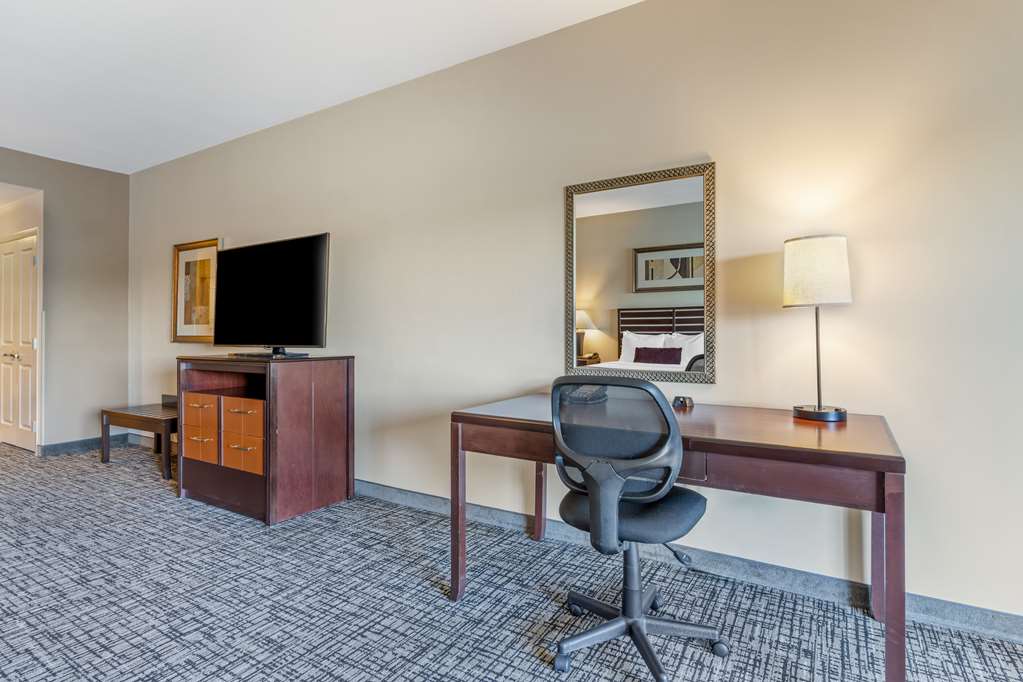 Фото Best Western Plus Bayside Hotel