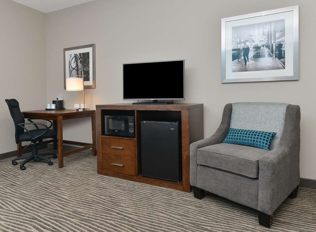 Фото Hampton Inn & Suites Des Moines Downtown