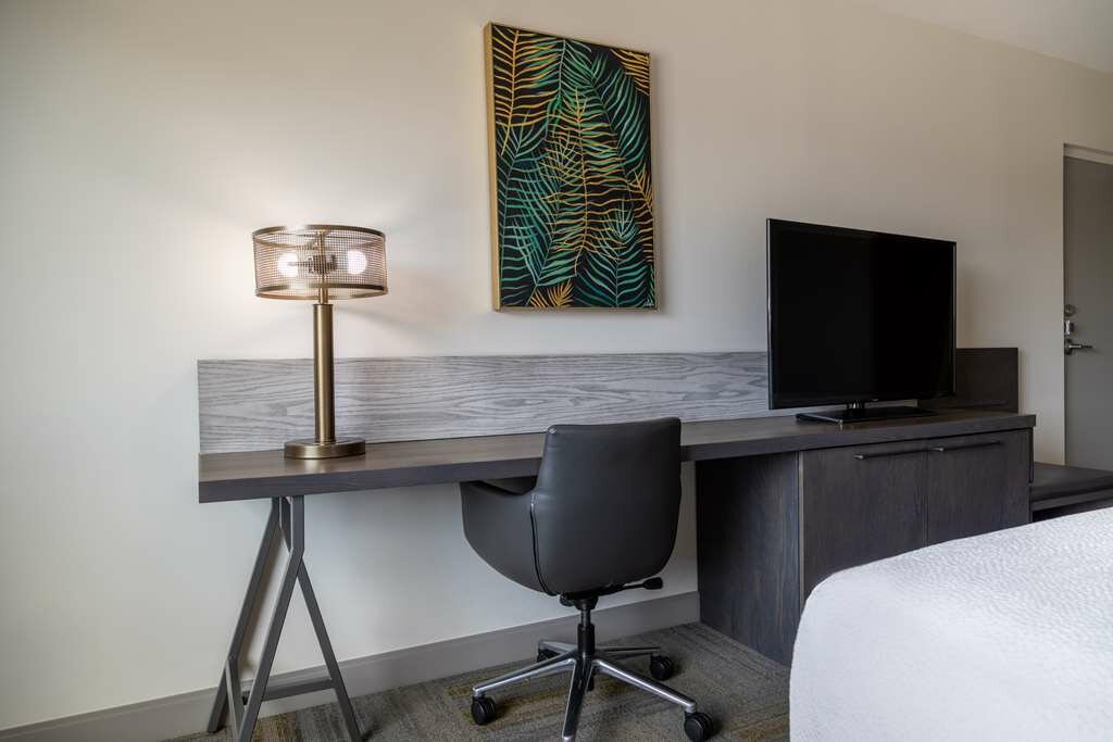 Фото Hilton Garden Inn Fredericton