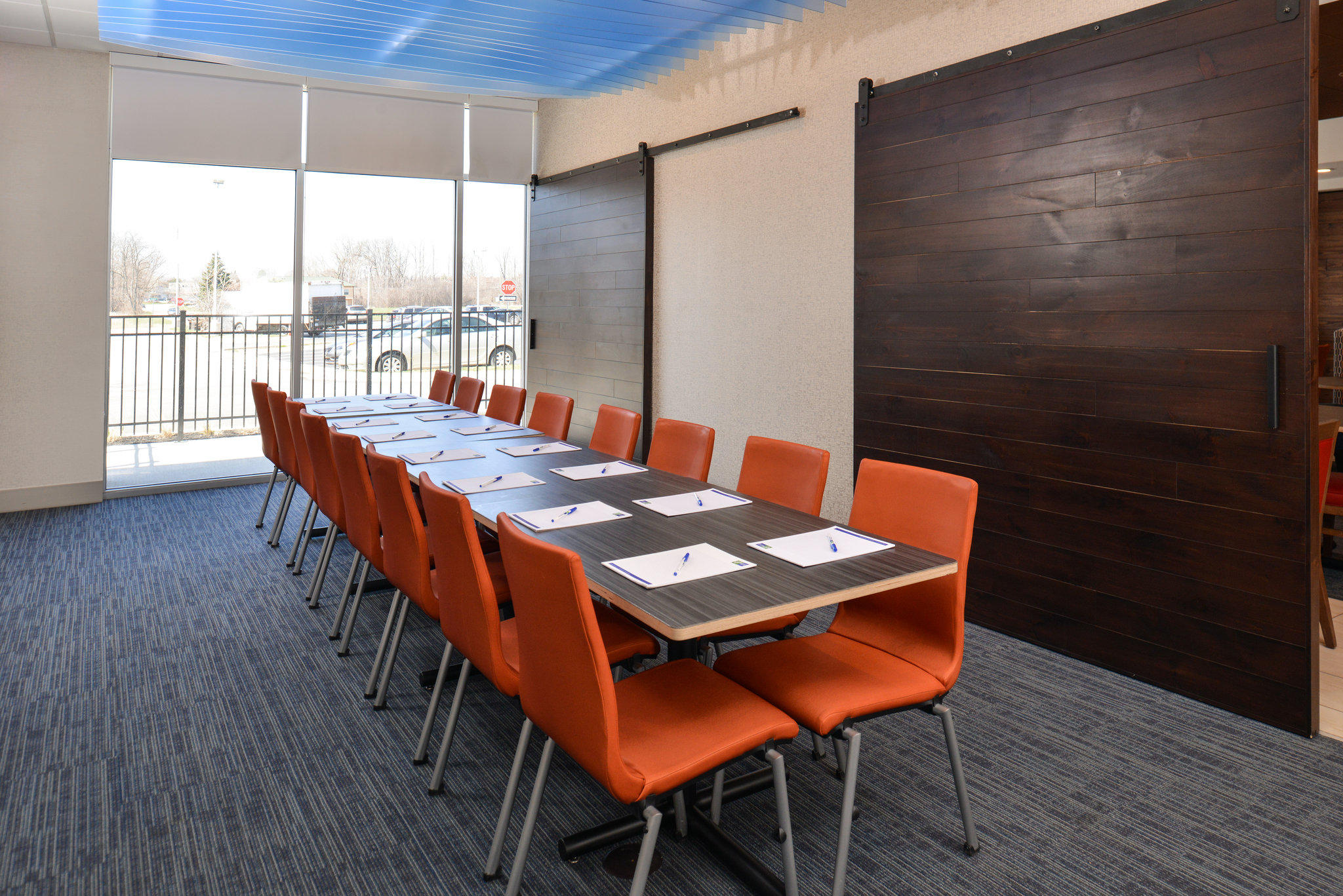 Фото Holiday Inn Express & Suites Southgate - Detroit Area, an Ihg Hotel