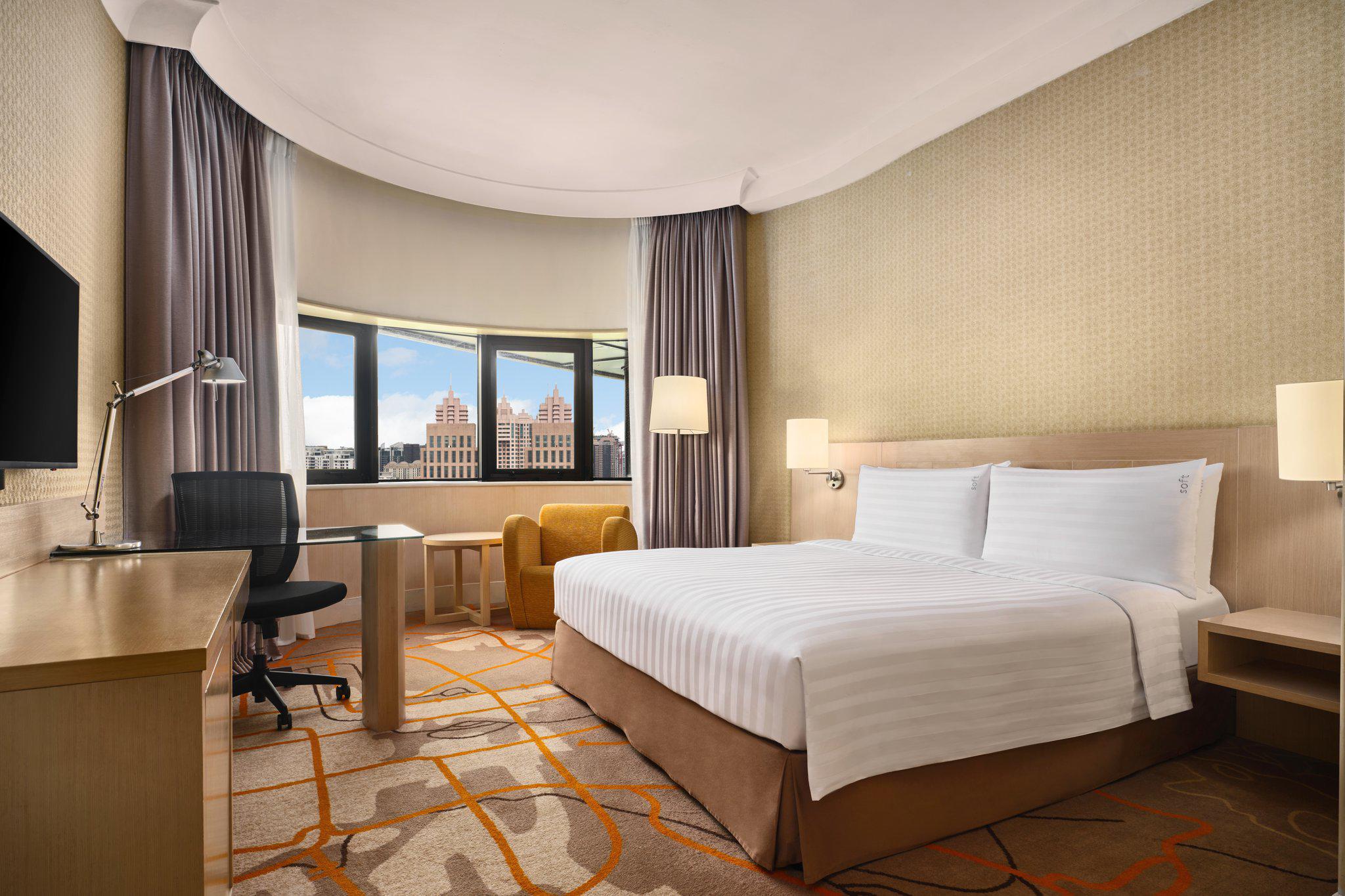 Фото Holiday Inn Singapore Atrium, an Ihg Hotel