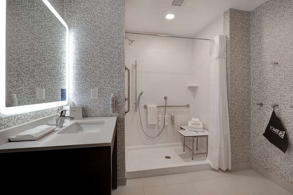 Фото Home2 Suites by Hilton Redding