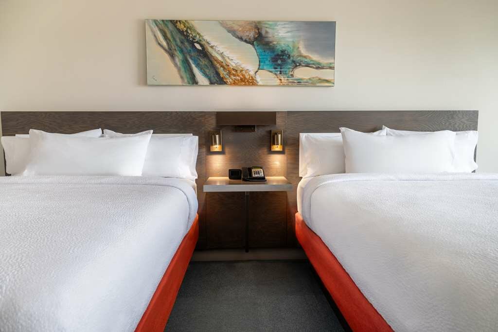 Фото Hilton Garden Inn Fredericton