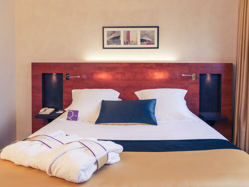Гостиница Mercure Maurepas Saint Quentin в Мант-ла-Жоли