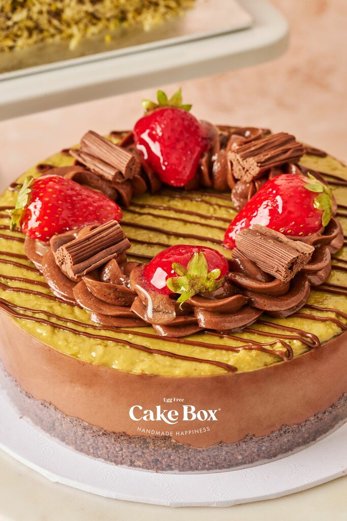 Cake Box Reading East, bakery, England, Royal County of Berkshire ...