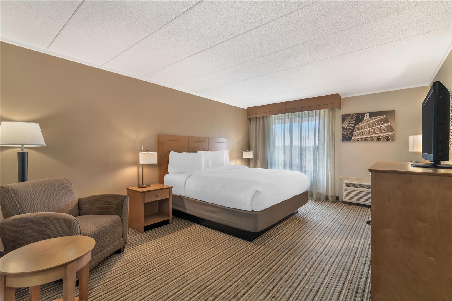 Фото Best Western Plus Waltham Boston