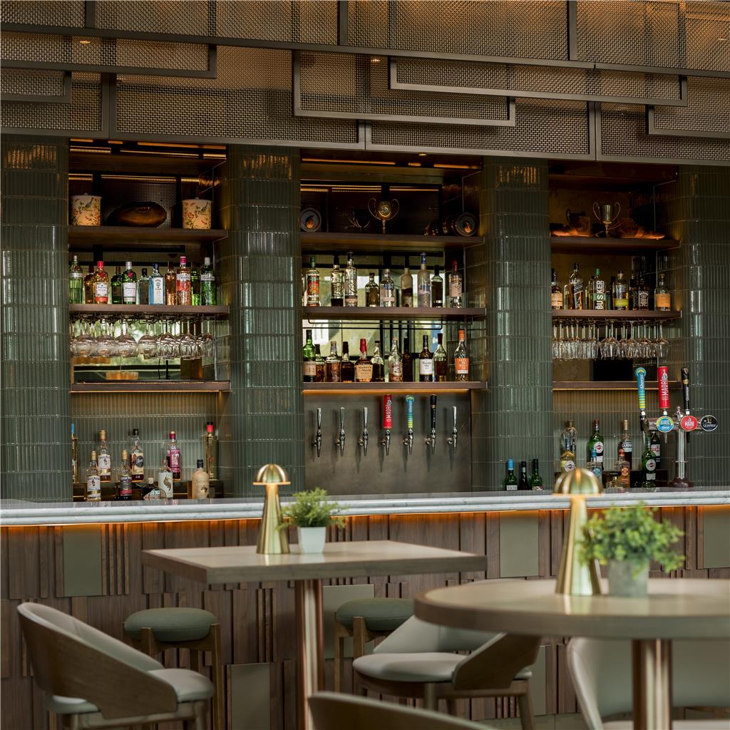 Фото Radisson RED London Twickenham