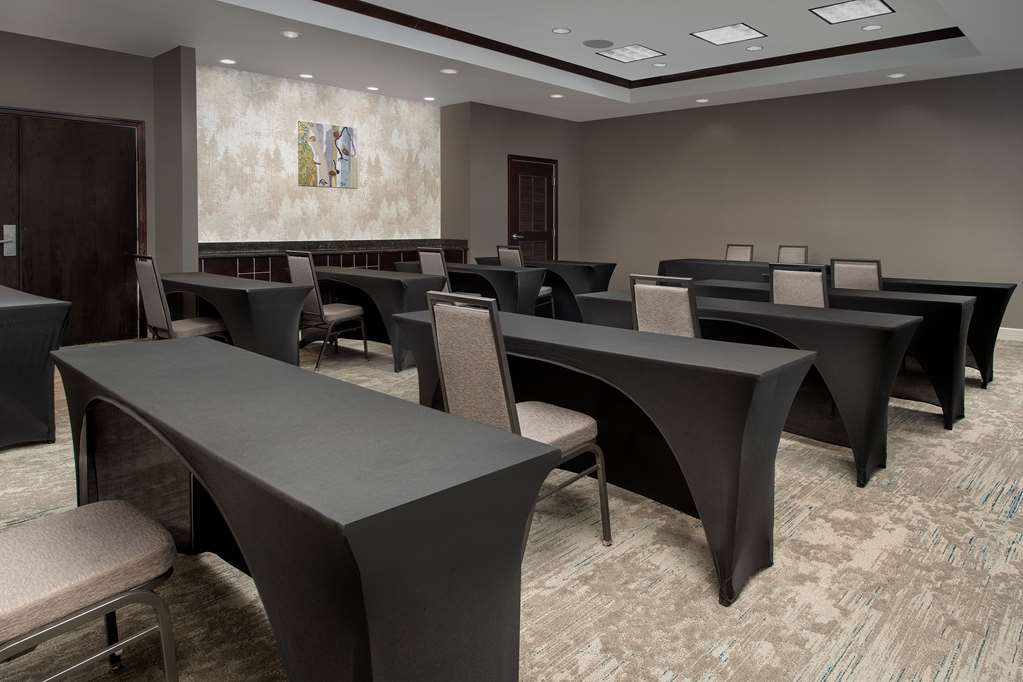 Фото Hilton Garden Inn Dallas/Duncanville